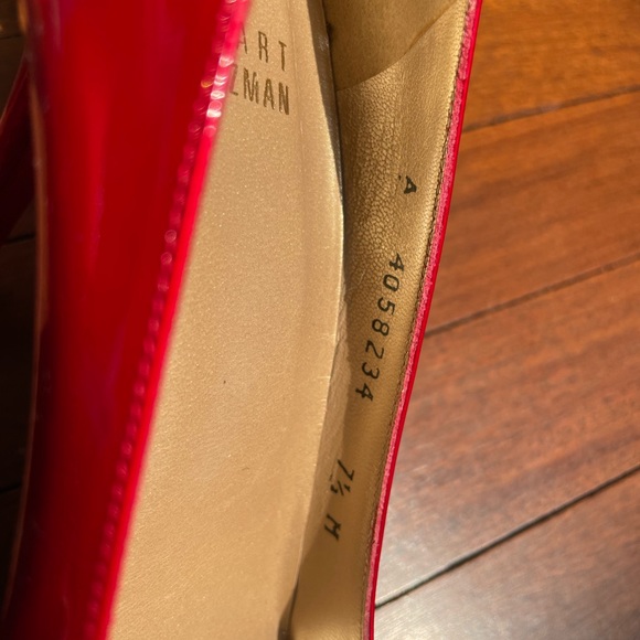 STUART WEITZMAN PLATSWOON CHERRY RED PUMPS NEVER WORN OUTSIDE - Picture 7 of 10